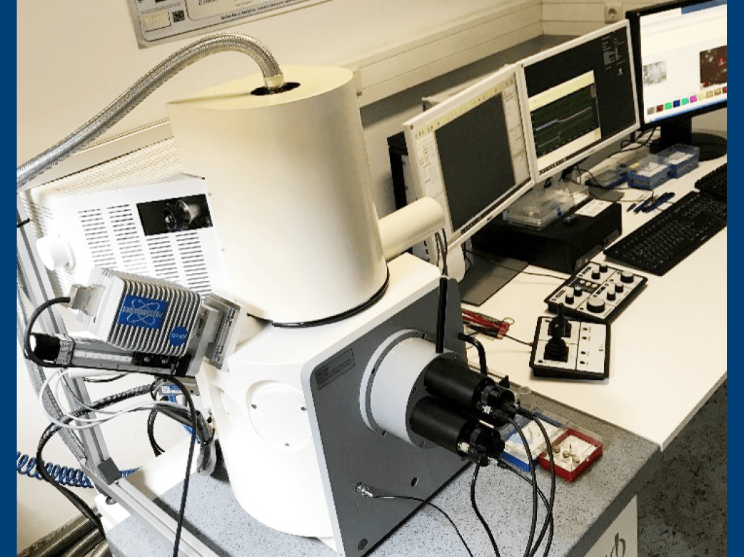 The DSM982 modernised by point electronic in the laboratory.